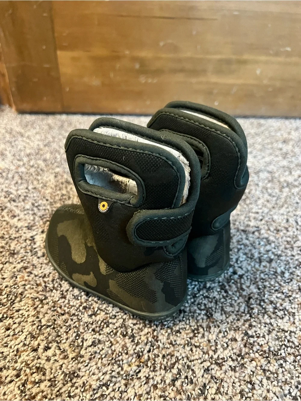 Baby Bogs Waterproof Winter Boots in Dark Green Camouflage - Infant Size 5